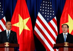 ChuTich CHXHCNVN Trần Đại Quang và Tổng thống Obama tại họp báo quốc tế Việt Nam - Hoa Kỳ - Ảnh  Reuters.
